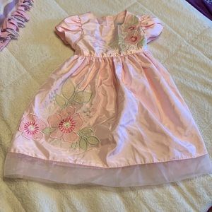 George NWOT pink embroidered dress size 4